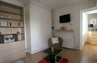 Sibesoin.com petite annonce gratuite 2  location studio meublé 25 m2 refait à neufa