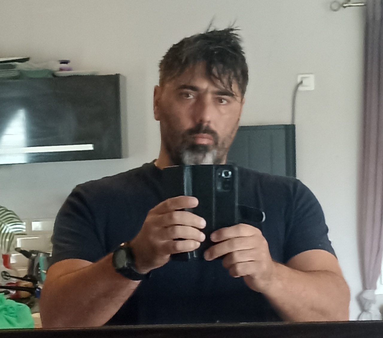 Photo de l'annonce Recherche femme de 30ans env 0381eb1b50ba08a2e711