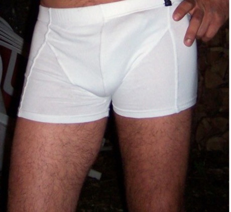 Couple cherche jeune femme pour jeux de soumission