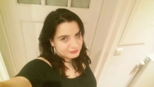Sibesoin.com petite annonce gratuite Jolie femme avec un corps sublime