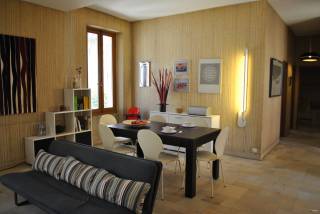 Sibesoin.com petite annonce gratuite 4 appartement dans maison originale a toulon