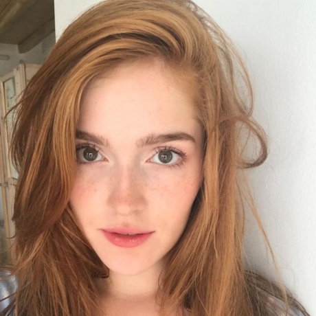 Sérieuse et gentille 