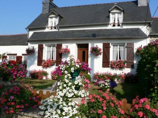 Sibesoin.com petite annonce gratuite Location de vacances le grand hortensias pleyben finistère