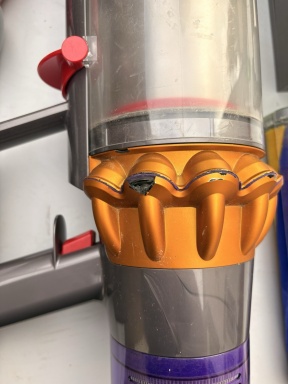 Photo de l'annonce Dyson v15 detect absolute- complet -très bon État 44gf26CbZoHCuR32oTld