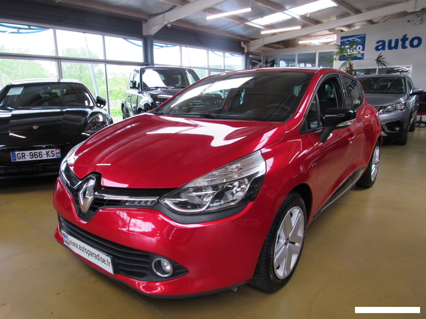 Photo de l'annonce RENAULT CLIO 4lsOKYOk038Ag8jRlYbE