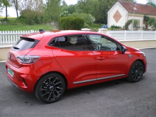 Sibesoin.com petite annonce gratuite 2 Renault clio esprit alpine e-tech full hybrid