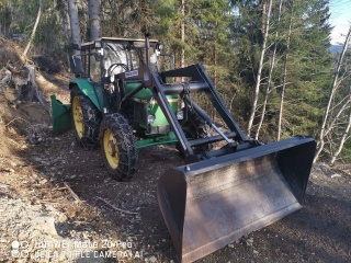 Sibesoin.com petite annonce gratuite 3 Tracteur john deere 1140 année 1984