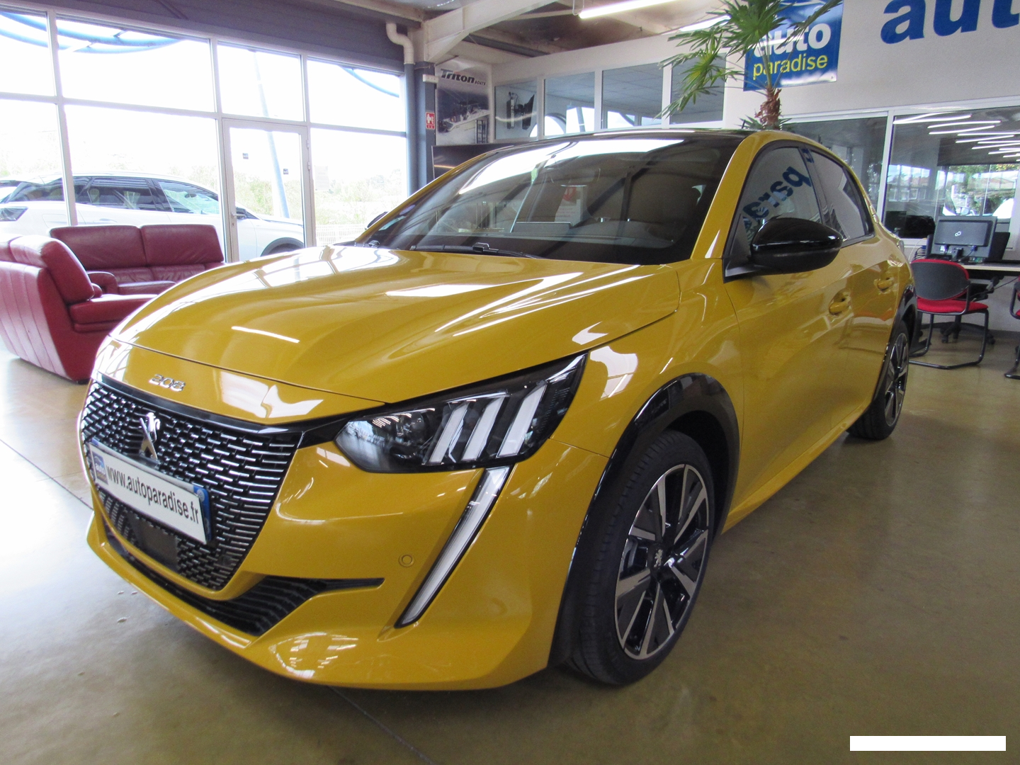 Photo de l'annonce PEUGEOT 208 83O1sIn3dW1H5YGFi2T4