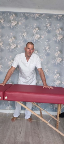 Masseur naturiste   nantes