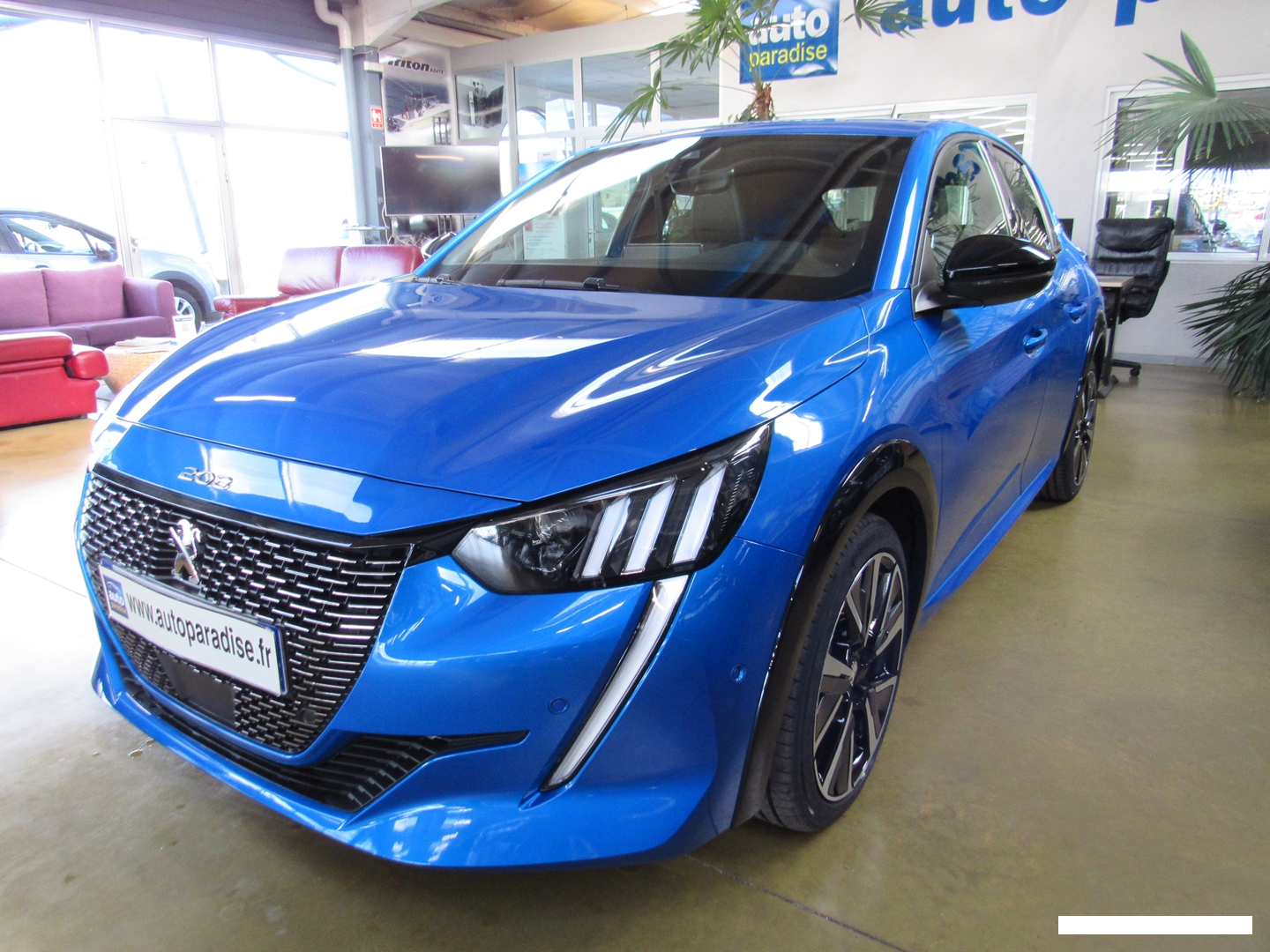 Photo de l'annonce PEUGEOT 208 876s40Xhjh4xF7VESZ4e