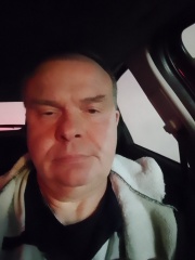 la petite annonce Cherche femmes pour rencontre  sur Sibesoin.com / brienne le chateau (10500)