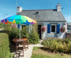 Sibesoin.com petite annonce gratuite 1 Joli petit gite monts d\'arrée, 2 personnes, 30 min mer