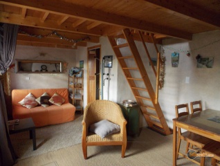 Sibesoin.com petite annonce gratuite 3 Joli petit gite monts d\'arrée, 2 personnes, 30 min mer