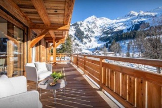 Sibesoin.com petite annonce gratuite 1 Chalet avec piscine interieure et vue sur la riviere