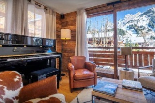 Sibesoin.com petite annonce gratuite 7 Chalet avec piscine interieure et vue sur la riviere