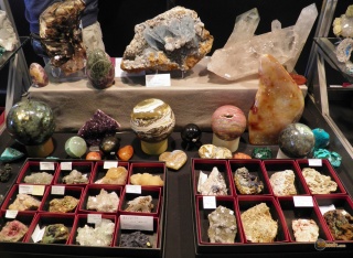 Sibesoin.com petite annonce gratuite 4 19ème bourse exposition de minéraux et fossiles