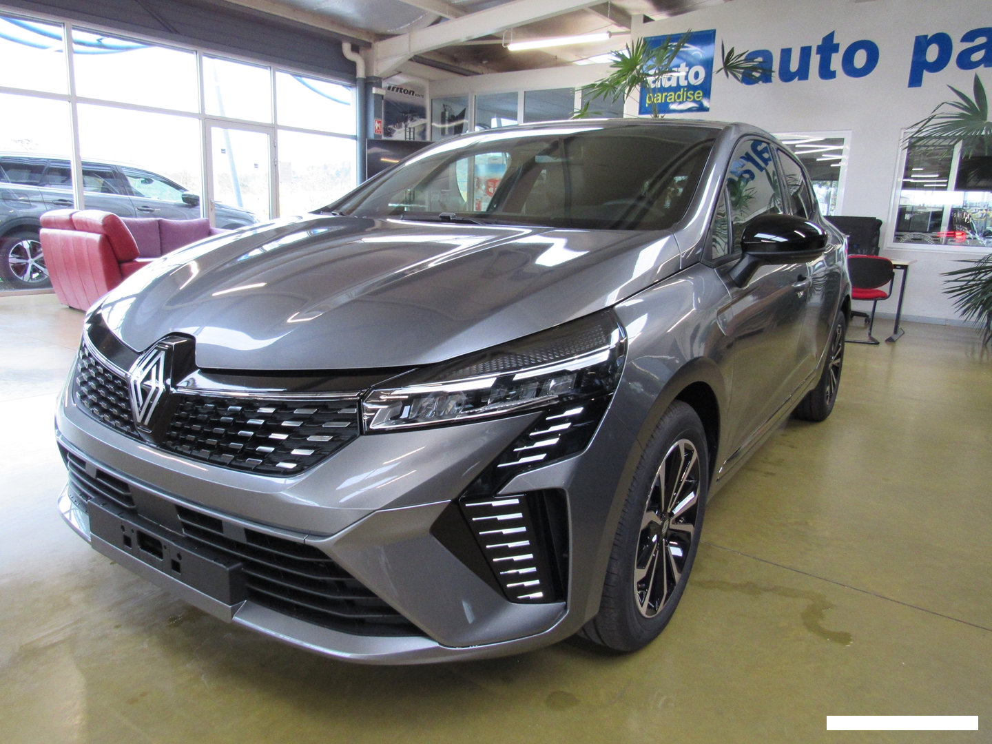 Photo de l'annonce RENAULT CLIO Cye3JjtYCy2xiXoVRU4M