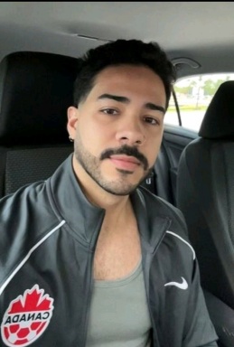 Photo de l'annonce A la recherche d'une relation sérieuse  DRF94bj382lTud1S0R6M