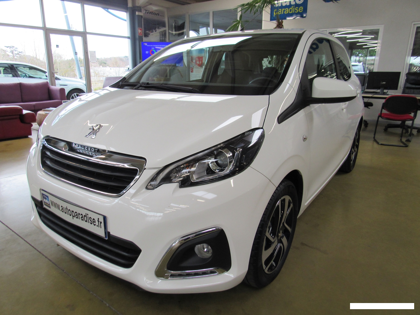 Photo de l'annonce PEUGEOT 108 E4ce082R0H03P4x8a873
