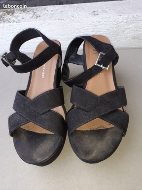 Sibesoin.com petite annonce gratuite Sandale d'été de femme 
