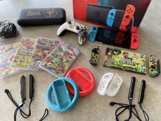 la petite annonce Nintendo switch + 4 jeux mario / excellent état – limoges sur Sibesoin.com / limoges (87000)