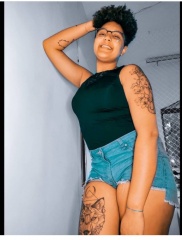Sibesoin.com petite annonce gratuite 4 Femme libre reherche l'homme de sa vie pour vie de couple 