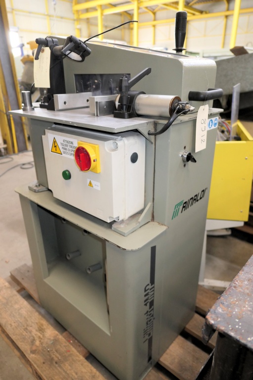 Photo de l'annonce Grugeuse RINALDI LILIPUT 1MP aY2oe2M5s91qbTUqJ5FR