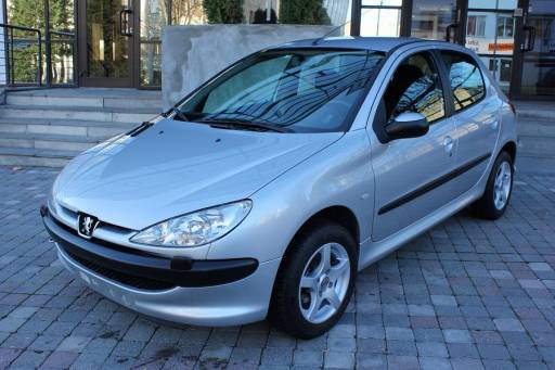 Sibesoin.com petite annonce gratuite peugeot 206 hdi,2002