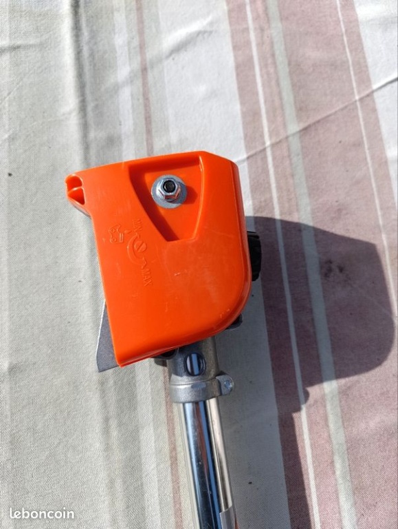 Photo de l'annonce Rallonge élagueuse pour débroussailleuse dUzYfzOOM9ORhg49J0WQ