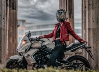 Sibesoin.com petite annonce gratuite 2 Balades moto dans le 06