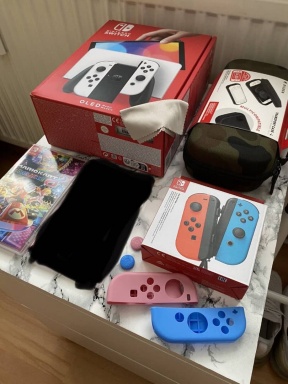 Photo de l'annonce Nintendo switch oled modèle heg-001 console de jeu portable  u4385CKx5CF6TfCox114