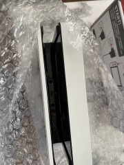 Sibesoin.com petite annonce gratuite 4 Nintendo switch oled mod&egrave;le heg-001 console de jeu portable 