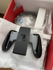 Sibesoin.com petite annonce gratuite 5 Nintendo switch oled mod&egrave;le heg-001 console de jeu portable 
