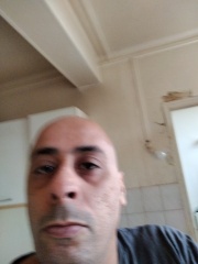 la petite annonce Homme cherche une black très très ronde sur Sibesoin.com / Paris