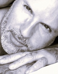 Sibesoin.com petite annonce gratuite 2 Professeur de yoga 100% masculin sud nantes